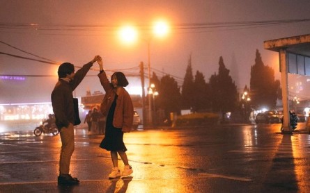 Mưa Đà Lạt:  Nỗi cô đơn tan chảy trong giọt mưa