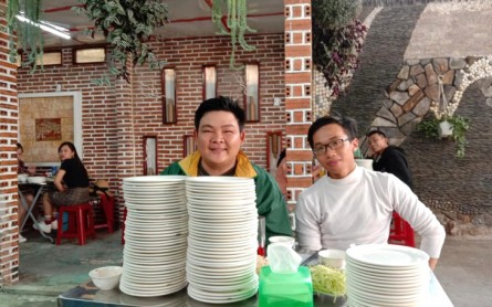 Bánh ướt chồng Đà Lạt: Hương vị độc đáo, món ngon bạn nên thử