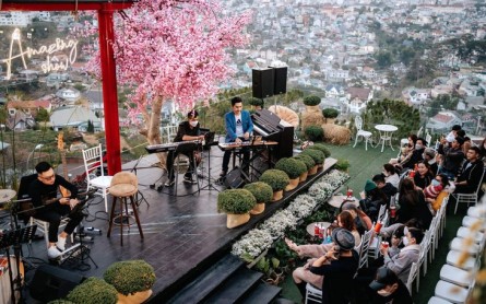 Khám phá các quán café acoustic Đà Lạt: Giá vé cập nhật 2022