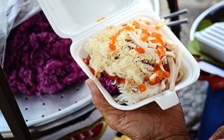 Gánh xôi bà Tư: 60 năm níu giữ hương vị truyền thống Đà Lạt