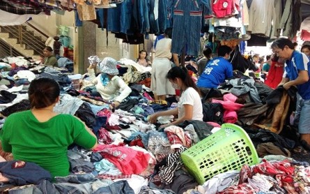 Chợ đồ cũ Đà Lạt: Hơi thở xưa cũ và những ký ức lãng quên