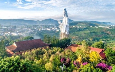 Linh Ẩn: Chinh phục đỉnh cao, ghi danh lịch sử