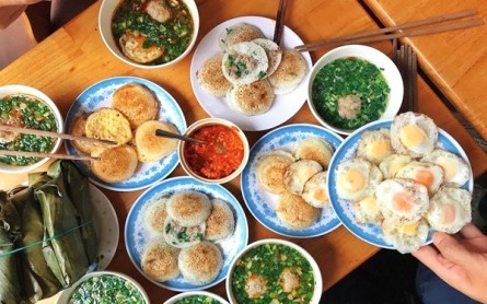 Top 5 Quán Bánh Căn Đà Lạt: Hương Vị Phố Núi Không Thể Bỏ Qua