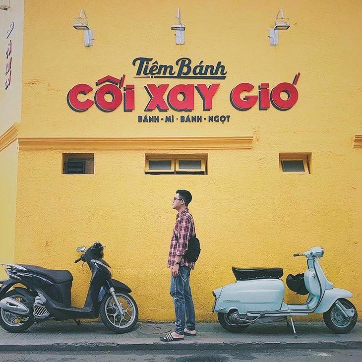 Bức tường vàng "thần thánh"