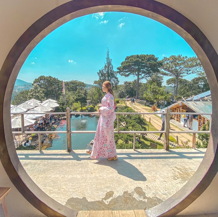 Lá Phong - Japanese Garden in DaLat