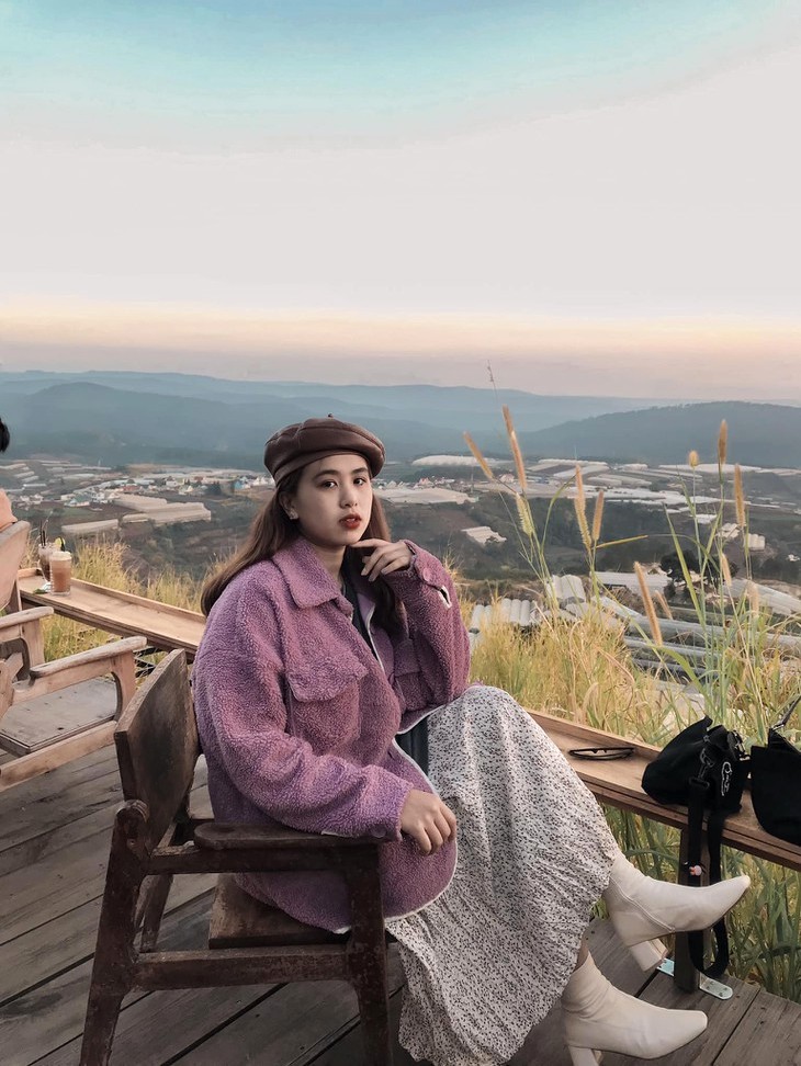 Tiệm cà phê Hoàng hôn chiều