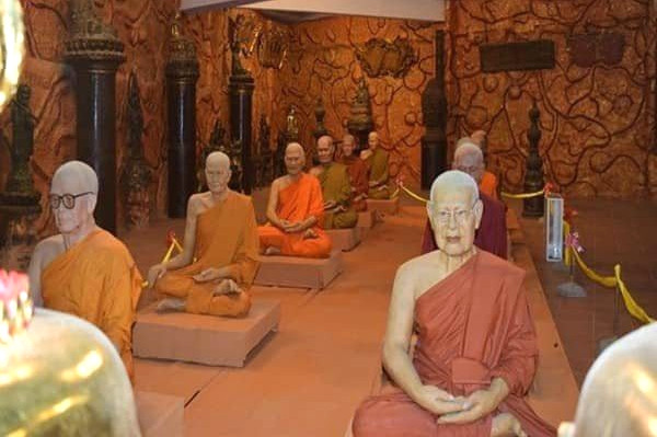Chua Linh Phuoc