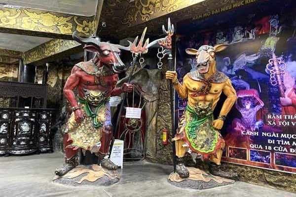 Chua Linh Phuoc 18 Tang Dia Nguc