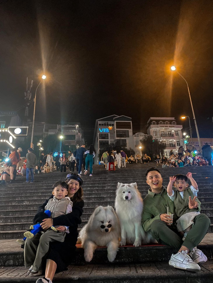 Cho Dem Da Lat