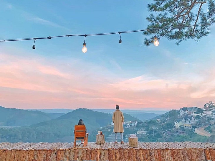 Quan Cafe San May Đà Lạt 14 Cafe To Chim
