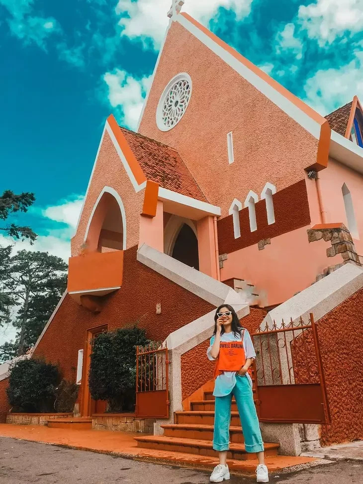 nha tho mai anh da lat
