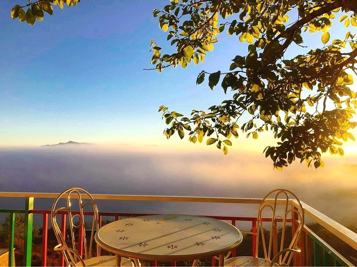 Quan Cafe San May Đà Lạt 9