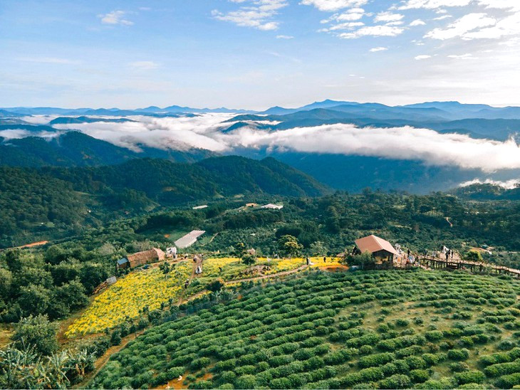 Ngắm nhìn Đà Lạt từ trên cao.