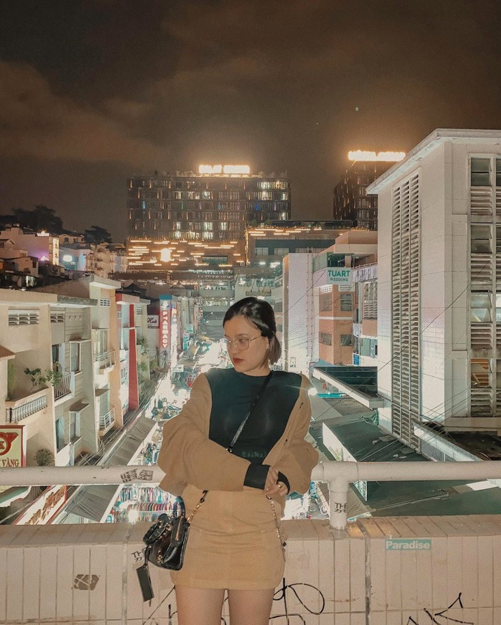 Hong Kong Ben Hong Cho Đà Lạt Ban Đêm