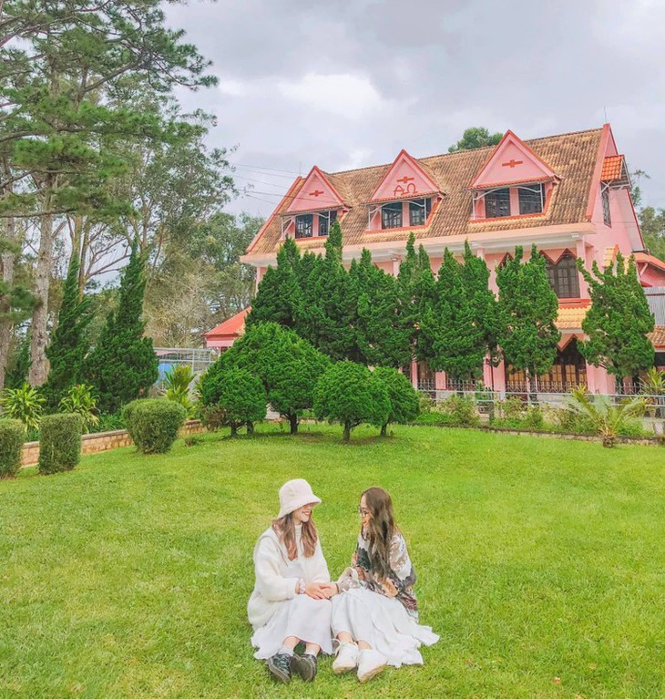 128058633, 1263359477373049, 798860925560083864