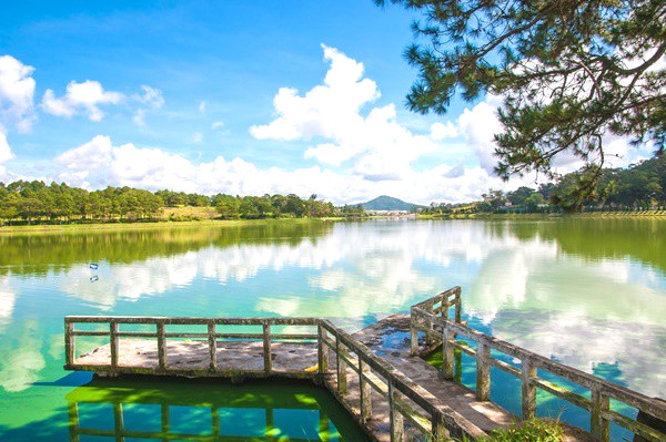 Ho Xuan Huong Da Lat