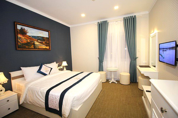 Khach San 2 Sao Da Lat