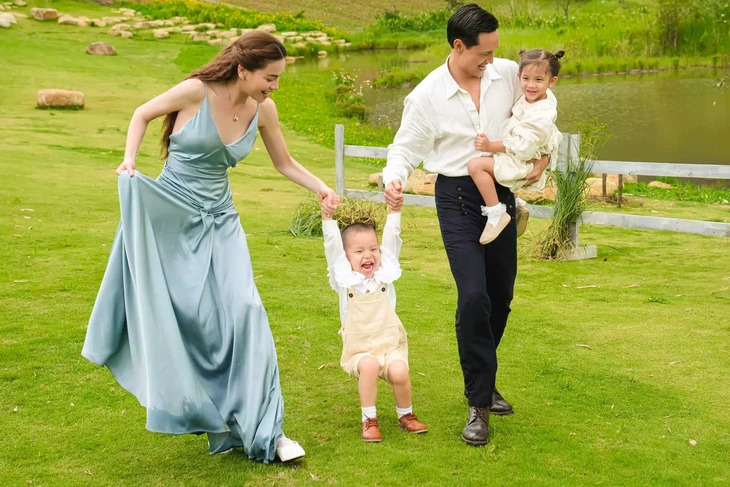 Hồ Ngọc Hà - Hoa Trong Rừng