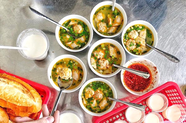 Món ăn nổi tiếng thu hút du khách