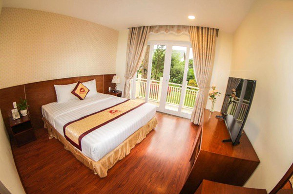 Phòng có view rừng thông lãng mạn