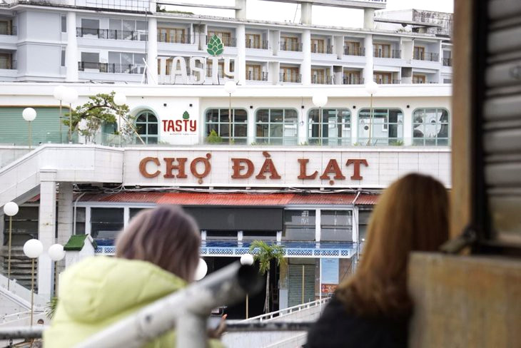Gan Cho Da Lat Co Gi Choi 1