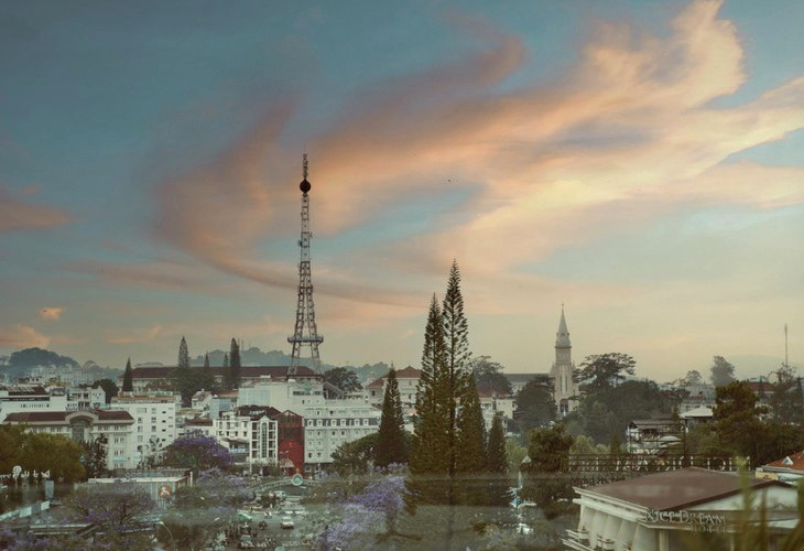 trung tam da lat nhin tu tren cao