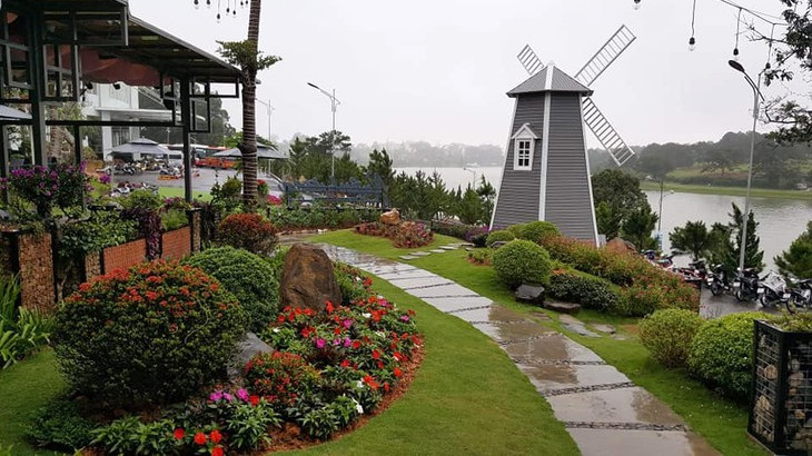 Xuan Huong Garden Cafe, Lam Gan