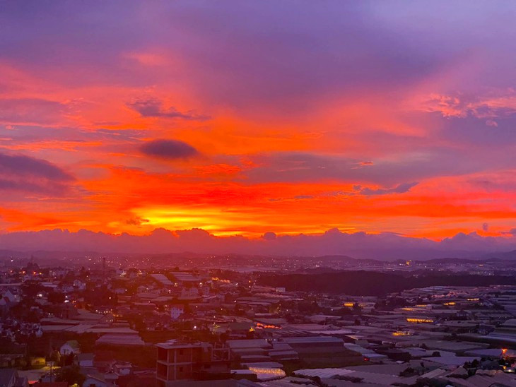 Hoang Hon Da Lat Nhin Tu Tren Cao