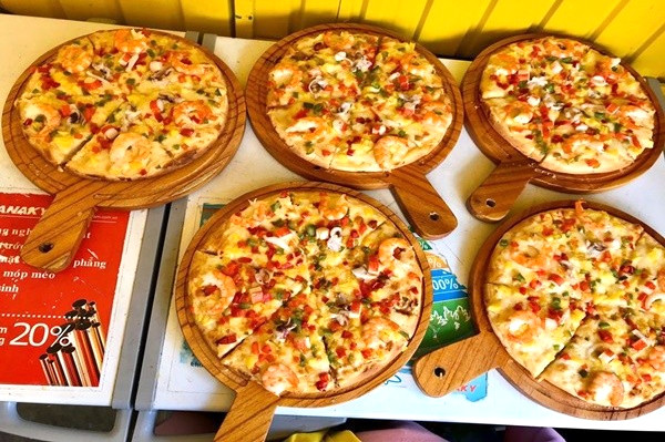Những chiếc bánh ngập tràn hải sản