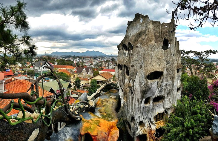 Crazy House