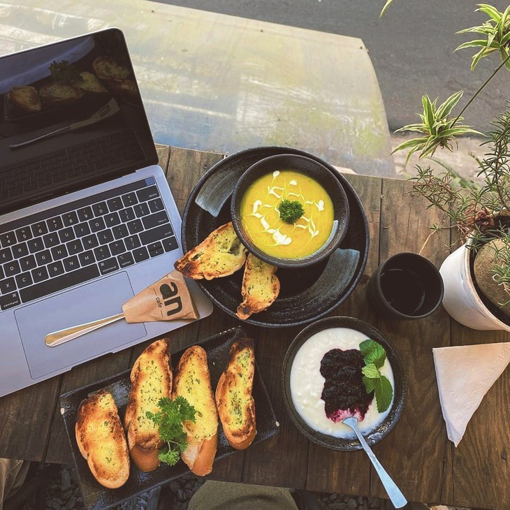 đồ ăn nhẹ tại An cafe